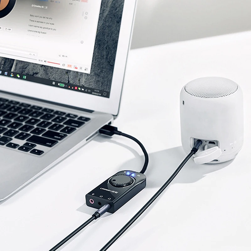 Scheda Audio interfaccia Audio USB adattatore Audio per microfono esterno da 3.5MM scheda Audio per PC Laptop PS4 auricolare scheda Audio USB