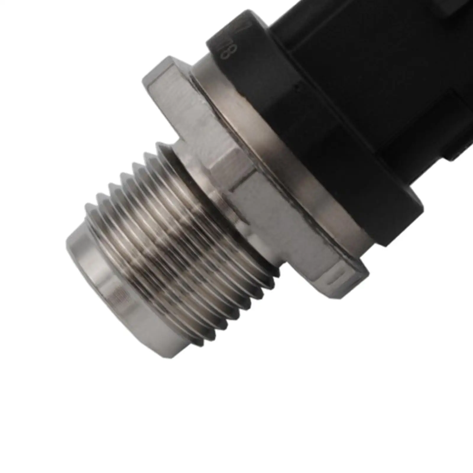 

Fuel High Pressure Sensor 8200703127 0281006228 35032008F 0 281 002 834 Diesel Common Rail CR Fit for Atleon Nt500