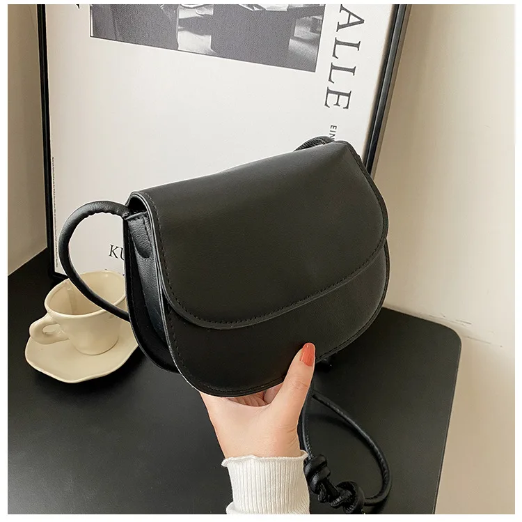 PU Solid Color Round Shoulder Women Retro Hasp Saddle Bag Single Root Portable Popular Messenger Handbag