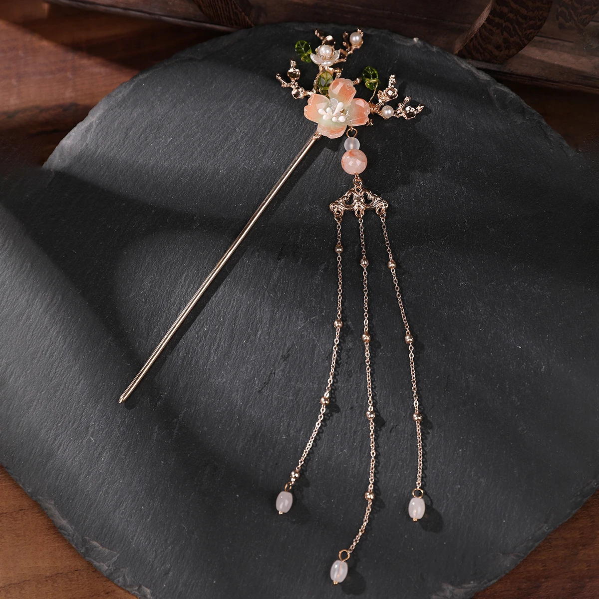 Jepit Rambut Rumbai Mutiara Bunga Merah Muda Gaya Kuno, Jepit Rambut Multi-Harta Karun Elemen Han, Hiasan Kepala Hanfu Seperti Peri, Aksesori Klasik untuk Pemotretan Gadis Muda