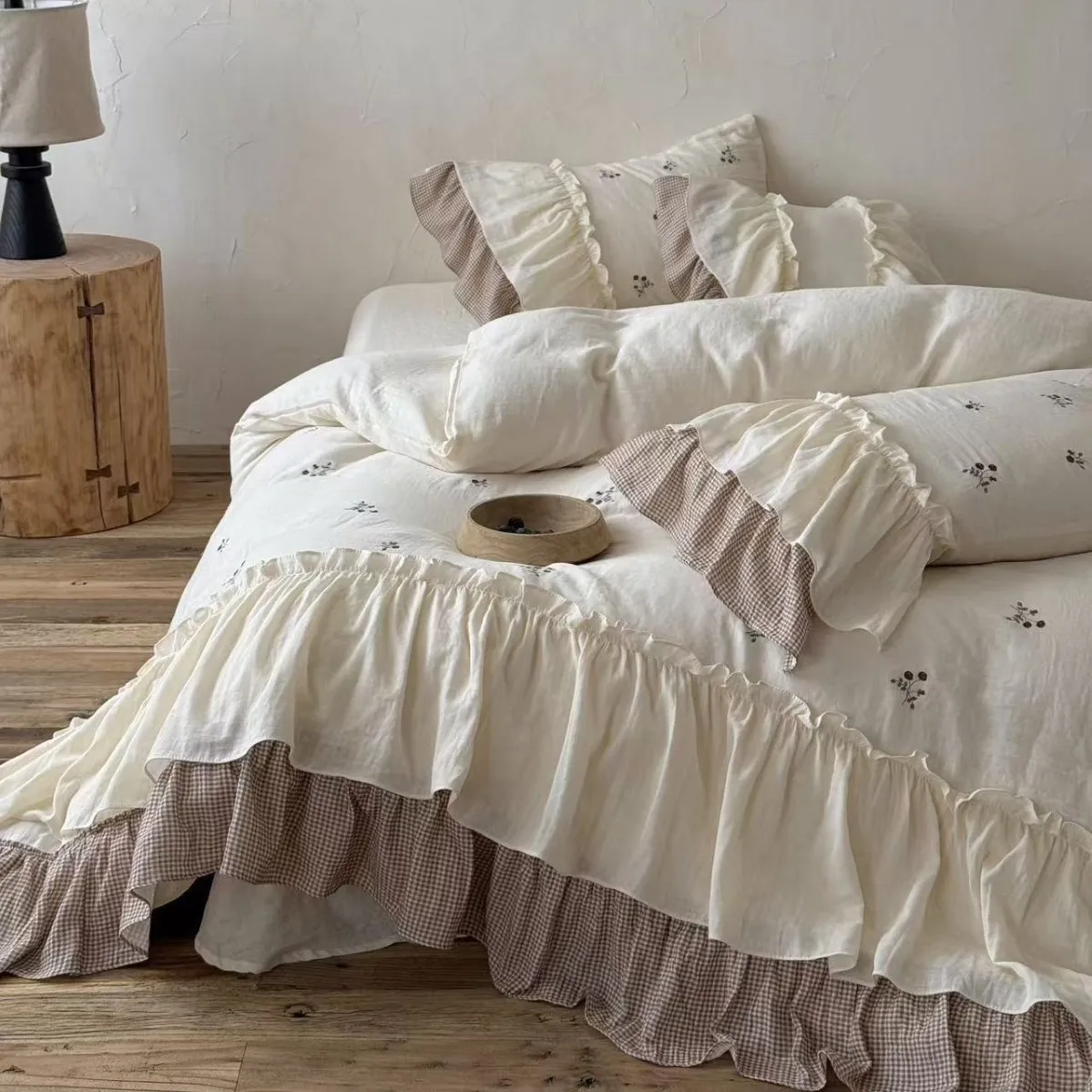 

French Crinkled Gauze 100% Cotton Duvet Cover Set with Sheet - Romantic Boho Hotel Luxury 4-Piece Bedding Set for Master Bedroom