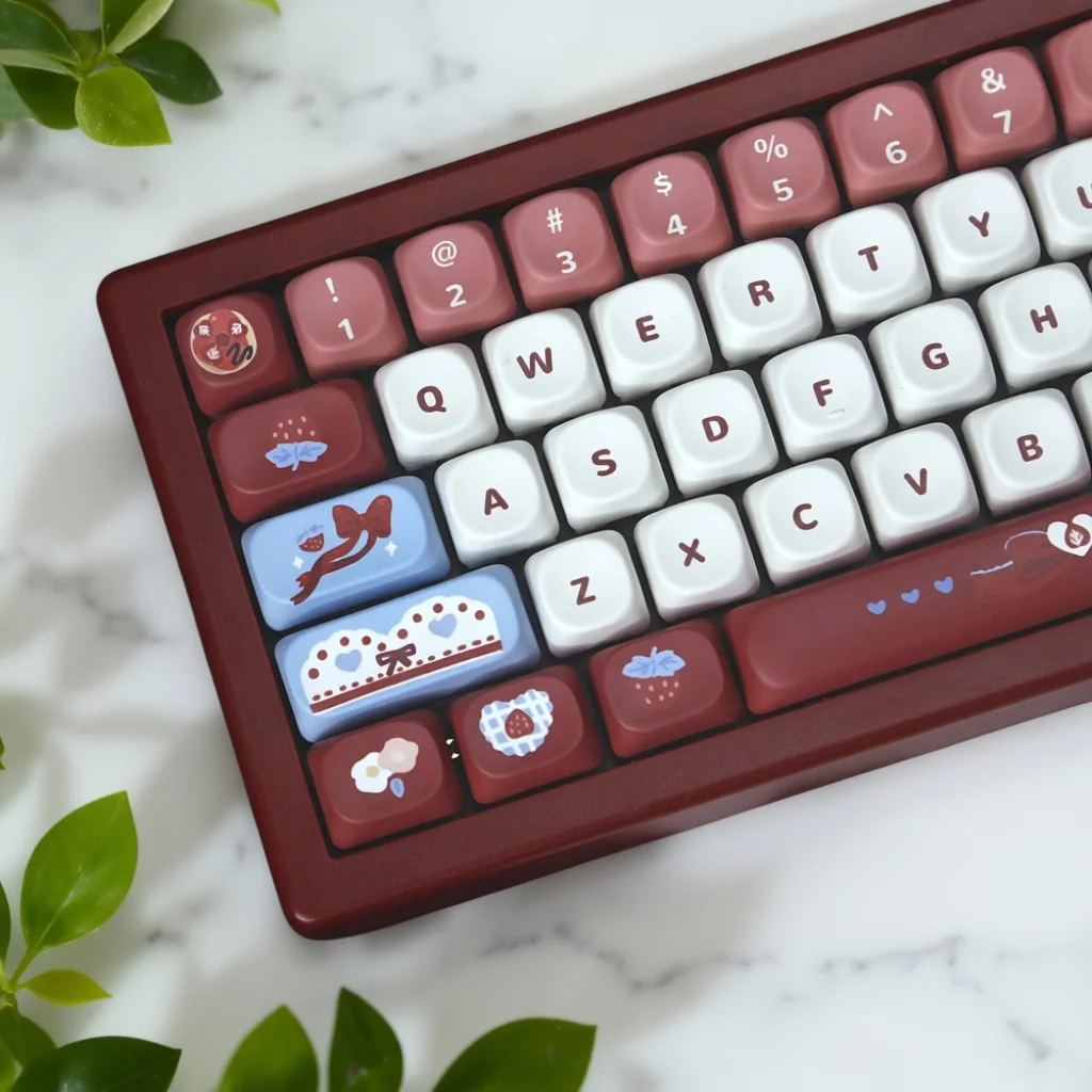 Strawberry Theme MOA Profile PBT Keycaps Cute Thermal Sublimation 129 keys Keycap Set For MX Switch Mechanical Keyboard