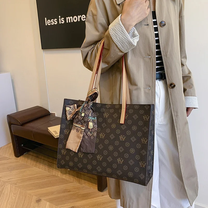 

Stylish Ladies Crossbody Bag Genuine Leather Handbag For Women Designer Shoulder Tote Purse Trendy Luxury Brand