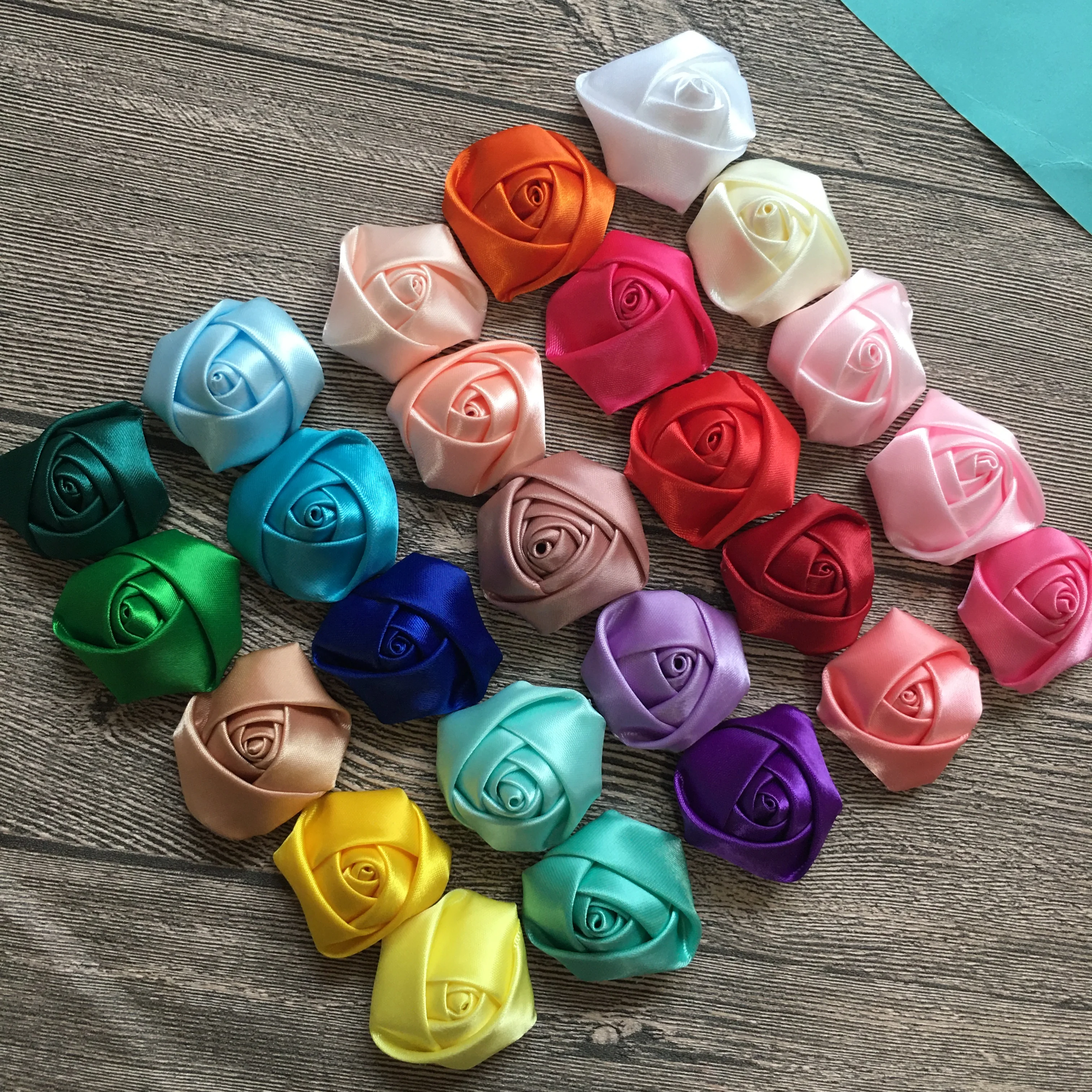 

100Pc/lot Candy Color 1.5" Solid Satin Rosette Fabric Flower Handmade Ribbon Rose Flower For Wedding Home Decoration Accessories