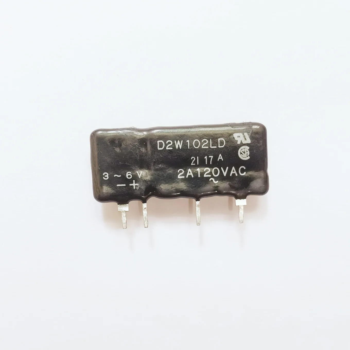 D2W102LD 2A120VAC D2W203F 3A240VAC Solid State Relay