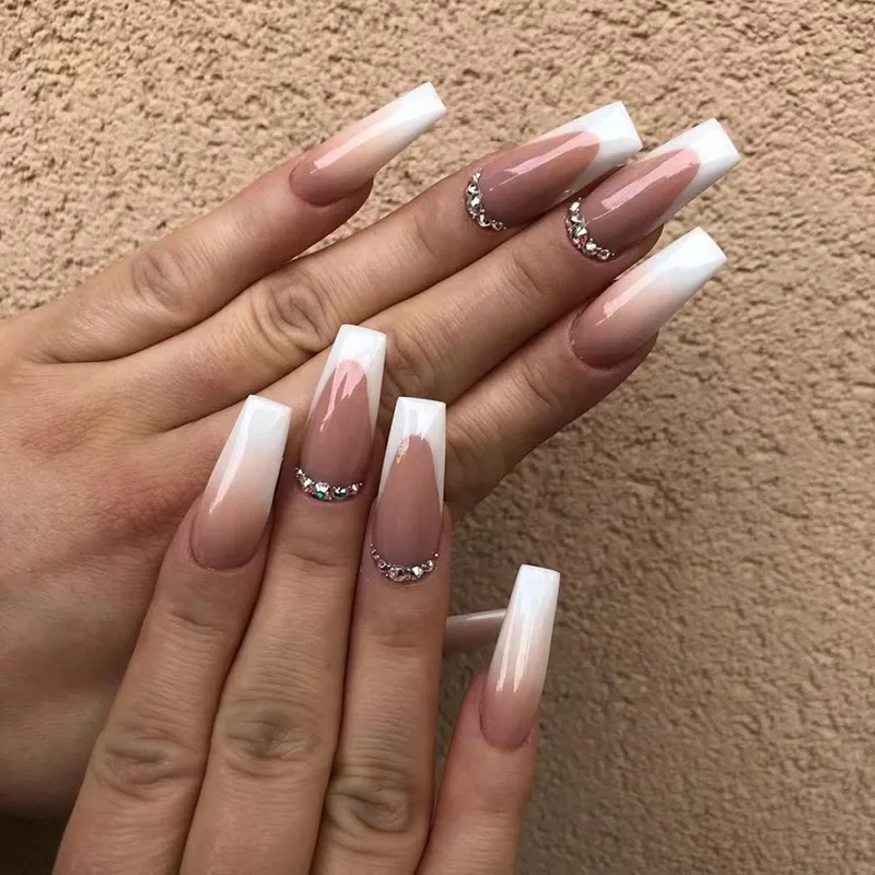 24Pcs Mid-length Square False Nails Simple White French Fake Nails with Rhinestone Wearable Press on Nails Full Cover Nail Tips