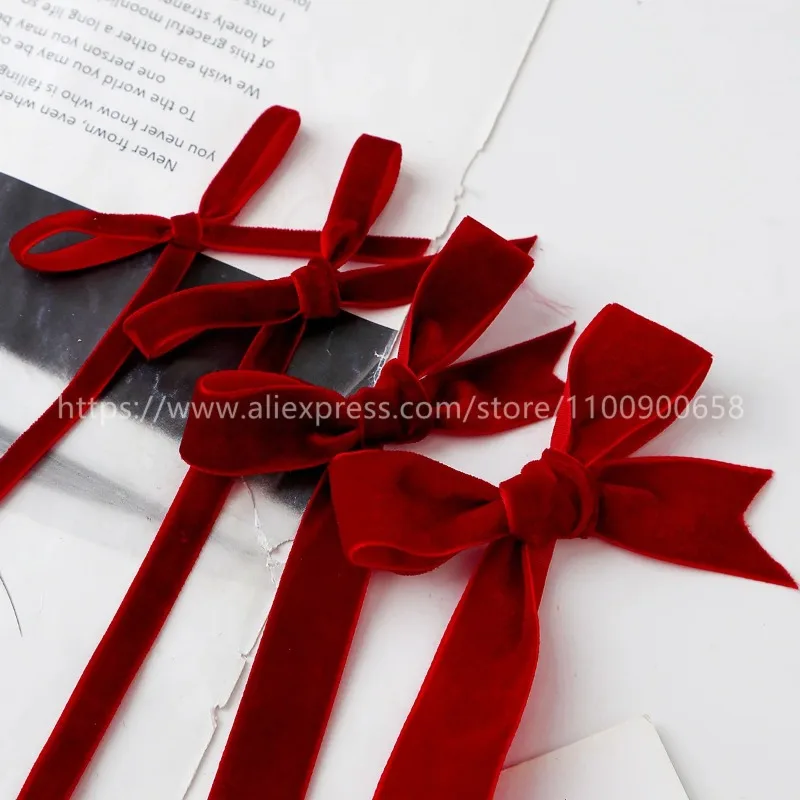 

25Yards(5Roll) New Wine Red Green Velvet Ribbon Roll Handmade DIY Bow Gift Packaging Ribbon Christmas Tree Decoration Materials