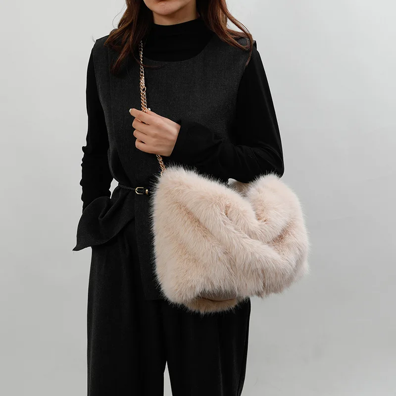 New plush bag women's high-end fashion pleated imitation fox hair shoulder messenger bag large capacity tote hair bag