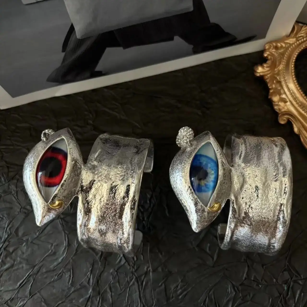 

Abstract art style Devil's Eye unisex bracelet