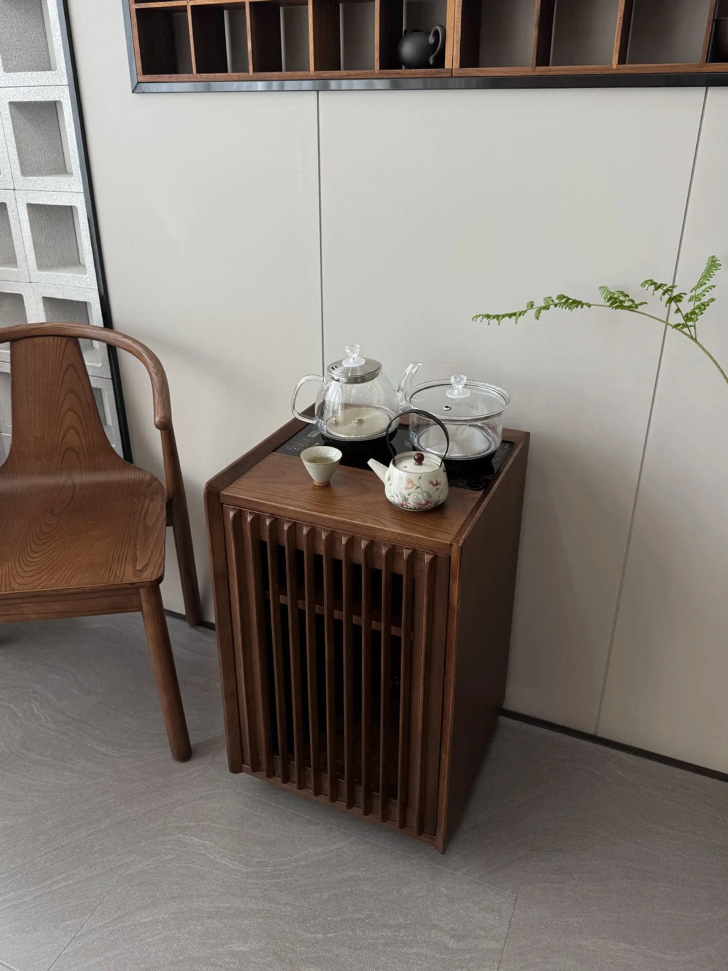 Nordic all-solid wood tea cabinet, kettle integrated tea storage cabinet