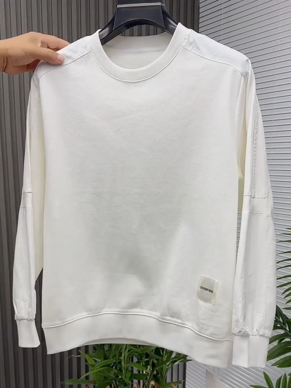 

High Quali Faionable Men's round Ne Long Sve T-irt Hoodie Casual Versatile Busin European Sle Premium Autumn ...