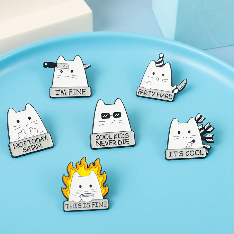 Creative Trendy Cartoon Cat Mouse Keyboard Headset Oil Drop Lapel Brooch Badge Pin Denim Bag Gift Men Women Fashion Jewelry