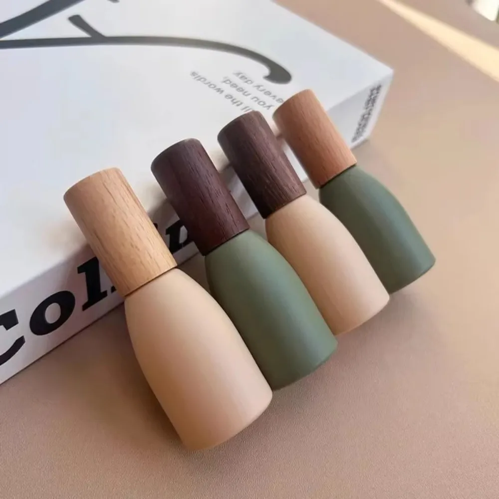 

Portable Glass Perfume Bottle 10ml Empty Essential Oil Roller Bottle High Quality Wood Lid Roll-on Bottle Makeup Tool