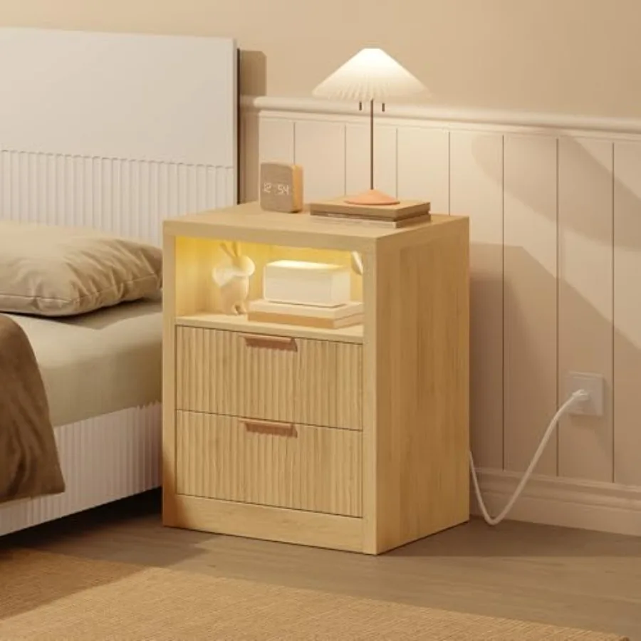 

Прикроватная тумбочка с рифленой отделкой, зарядной станцией и LED-подсветкой, деревянная тумба с 2 ящиками, современный приставной столик-тумба для спальни