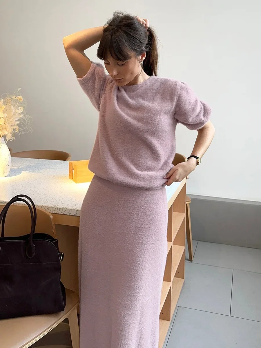 

Sumuyoo Knitted Set 2026 Spring Light Pink Soft Glutinous Short Sleeve Knitted Top High Waist Straight Tube Half Skirt Two Piece