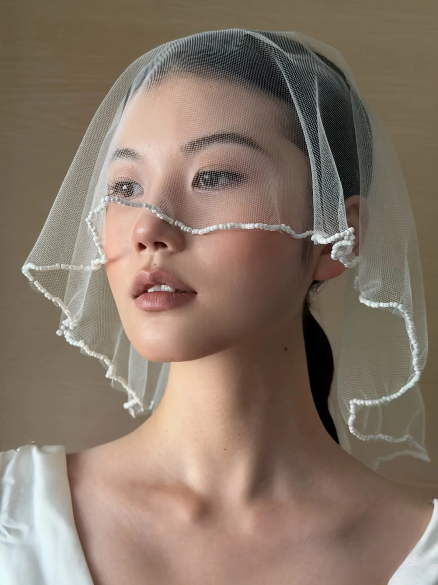 handmade-beaded-pearl-bridal-veil-photography-photo-shoot-styling-sample-hard-tulle-headwear-sensation-high-end-atmosphere