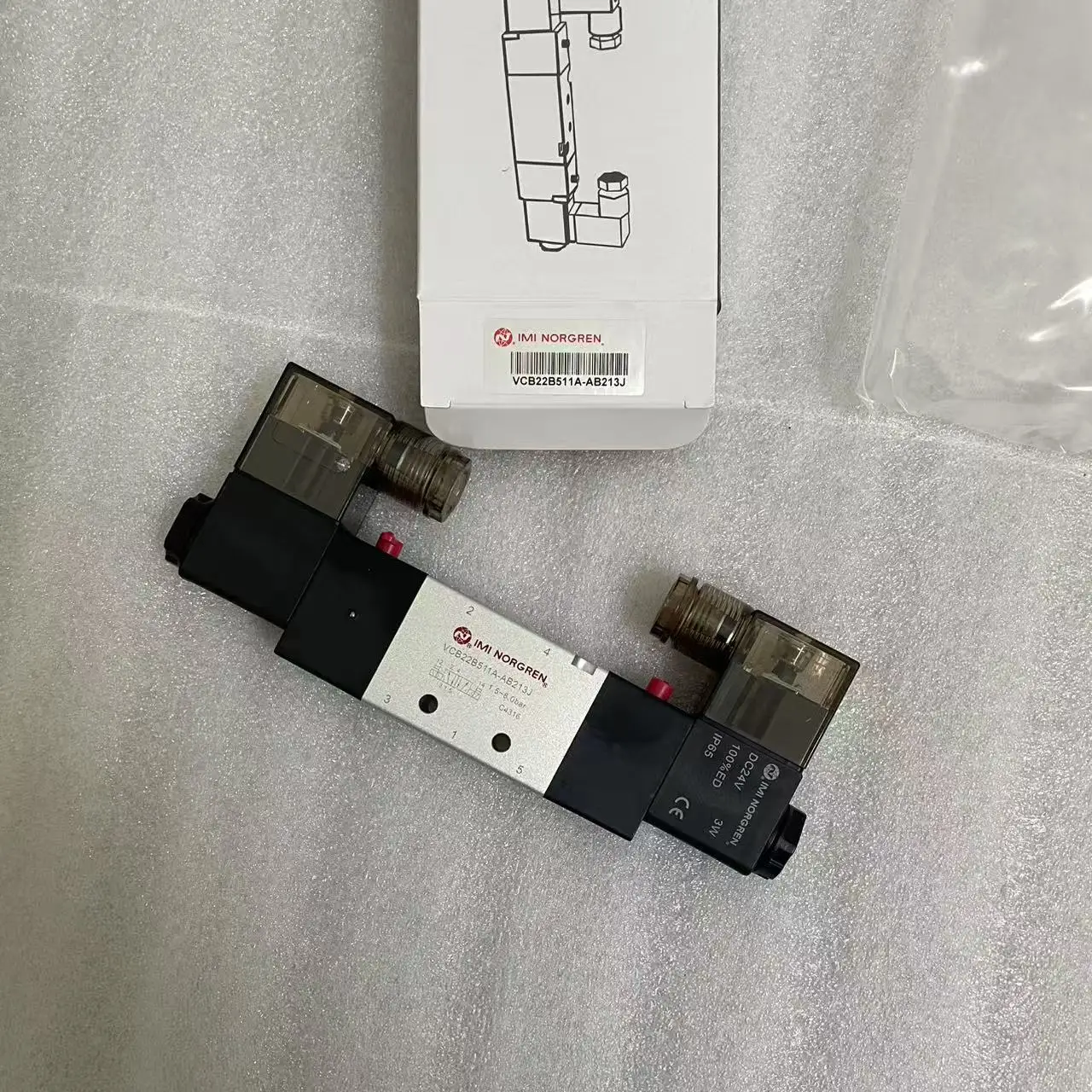 

2025 VCB22B511A-AB213J, Норгрен, электромагнитный клапан с пилотным управлением, резьба G1/4, 24 постоянного тока