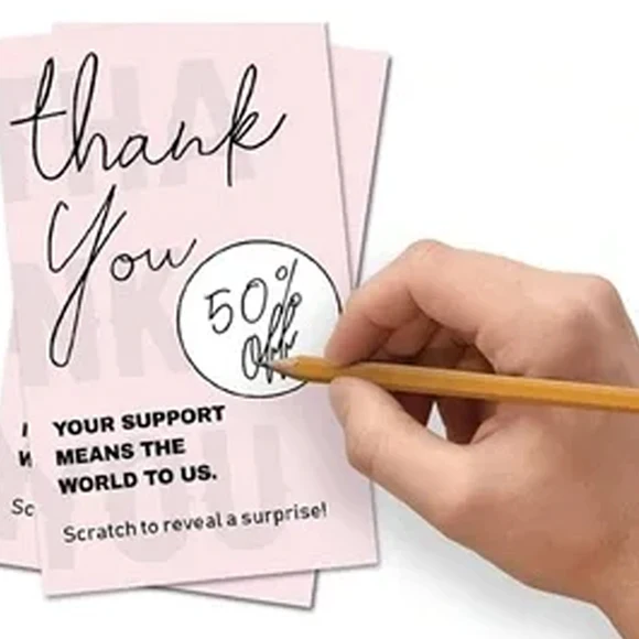 Niestandardowe różowe puste kupony z podziękowaniami na zdrapkę z logo dla Twojej małej firmy
