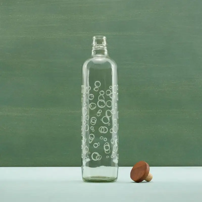 

750 ml Glass Water Bottle with Wooden Stopper - Eco-Friendly Beverage Container