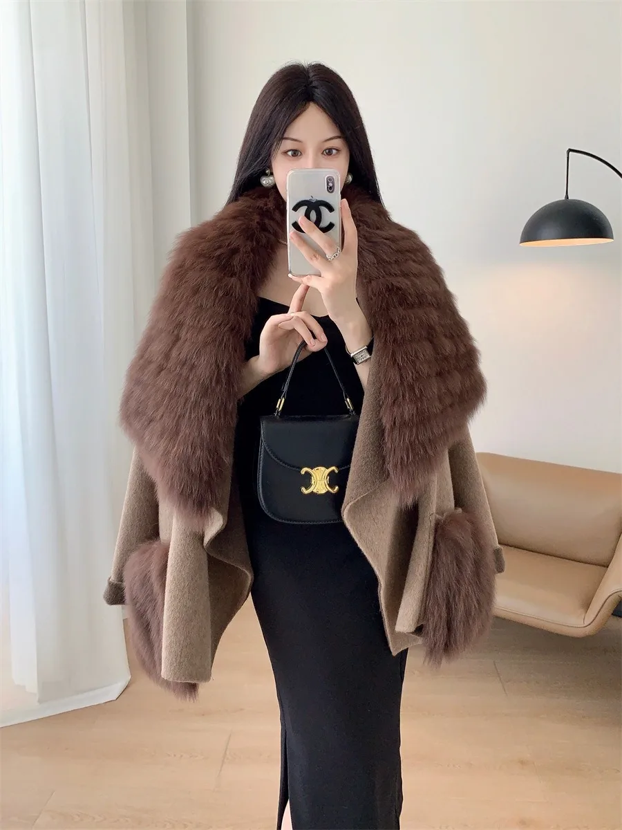 Modny, dwustronny płaszcz kaszmirowy damski z wysokiej jakości futrzanym kołnierzem z lisa, krótki wełniany płaszcz z prawdziwego futra, streetwear - hit sprzedaży.