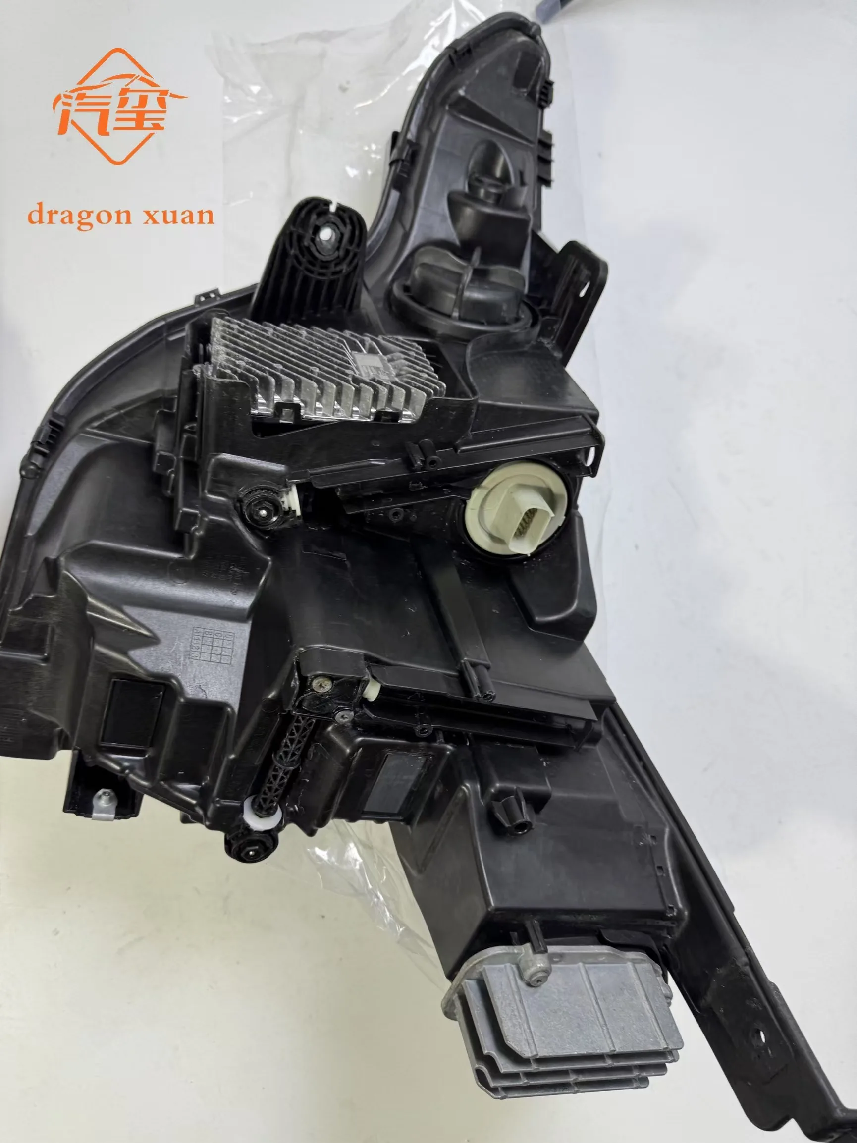 Automobilteile für Buick ENVISTA Scheinwerfer LED-Scheinwerfer 42727619