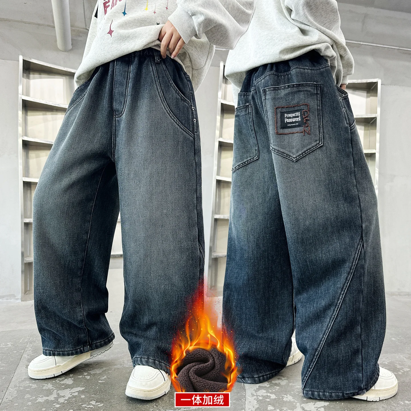 أطفال شتاء دافئ معزول الجينز المتعثرة مع رسالة لصبي سميكة الحرارية الدنيم السراويل الأطفال سروال قصير اصطف السراويل الفضفاضة