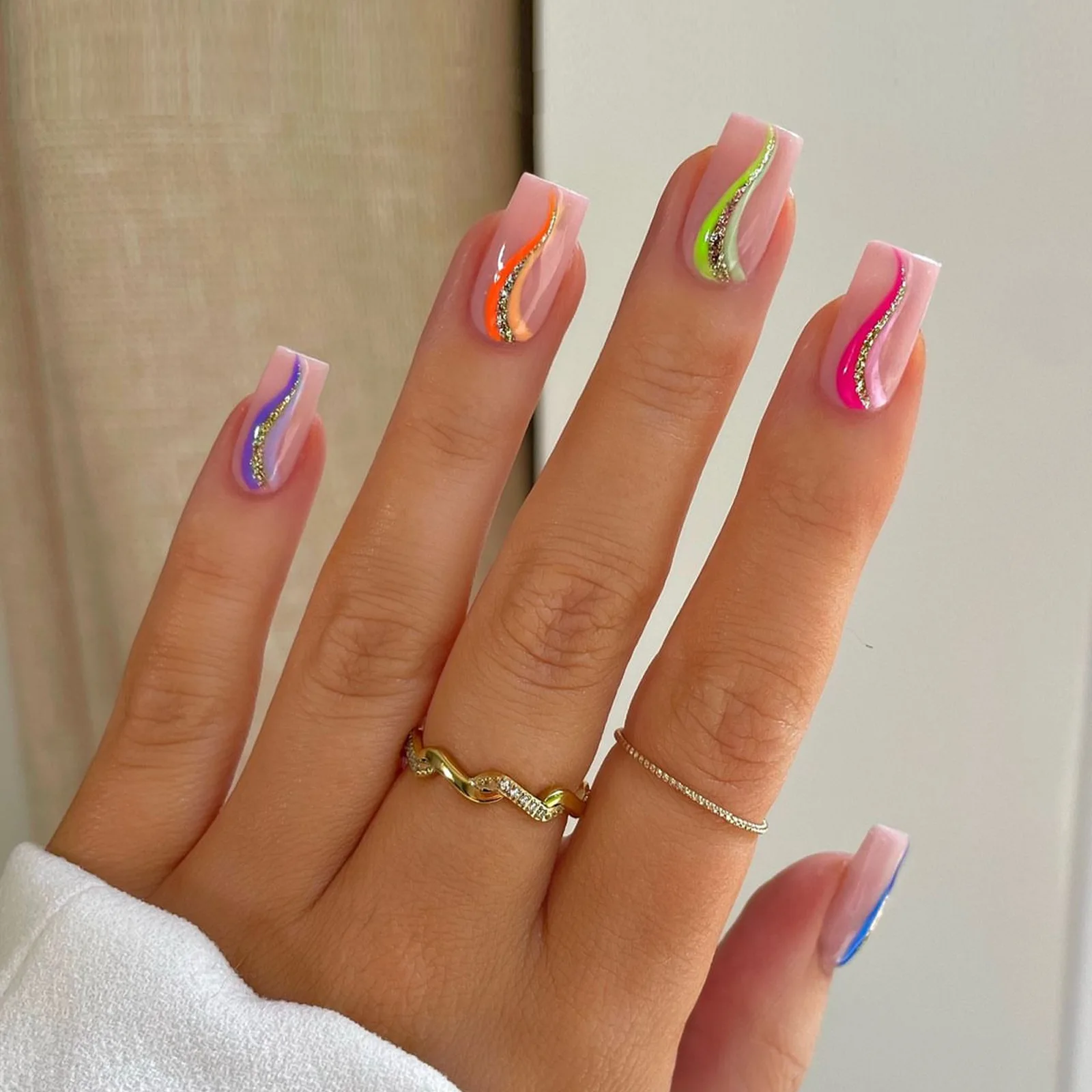 24 قطعة أظافر صناعية ملونة غطاء كامل أظافر وهمية أنيقة الوردي التدرج بريق الفرنسية الأظافر الطويلة قصيرة أظافر صناعية اضغط على الأظافر