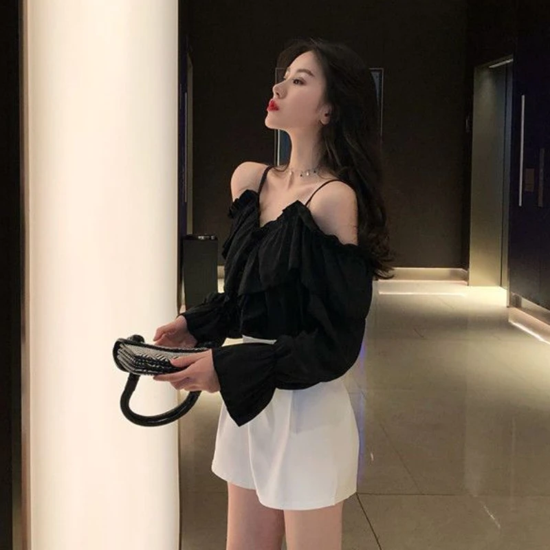 Women Shirt V-neck Flare Sleeve Ruched Ruffle Loose Fit Off-shoulder Sweet Sexy Girls Solid Korean Fashion All-match Spring Tops