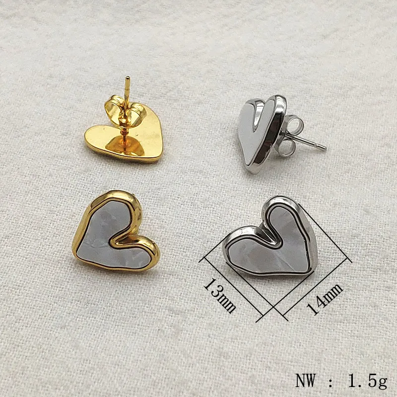 Wholesale 50pcs Stainless Steel Sticking Board Earrings For Women Geometric Heart Earring Stud Fashion Elegant Jewelry Gifts