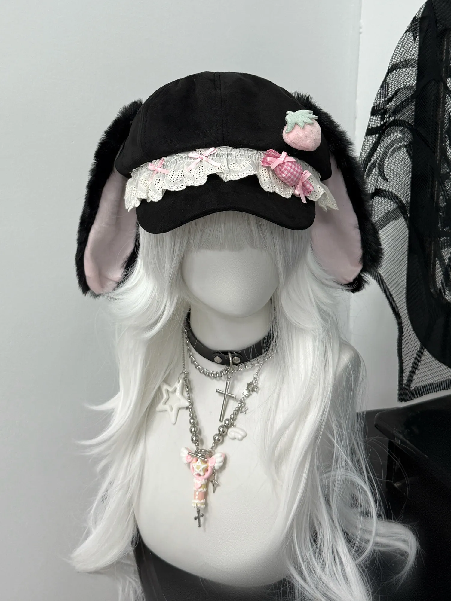 Original Black Pink Strawberry Cute Rabbit Hat Subculture Beret Female Japanese Octagonal Hat