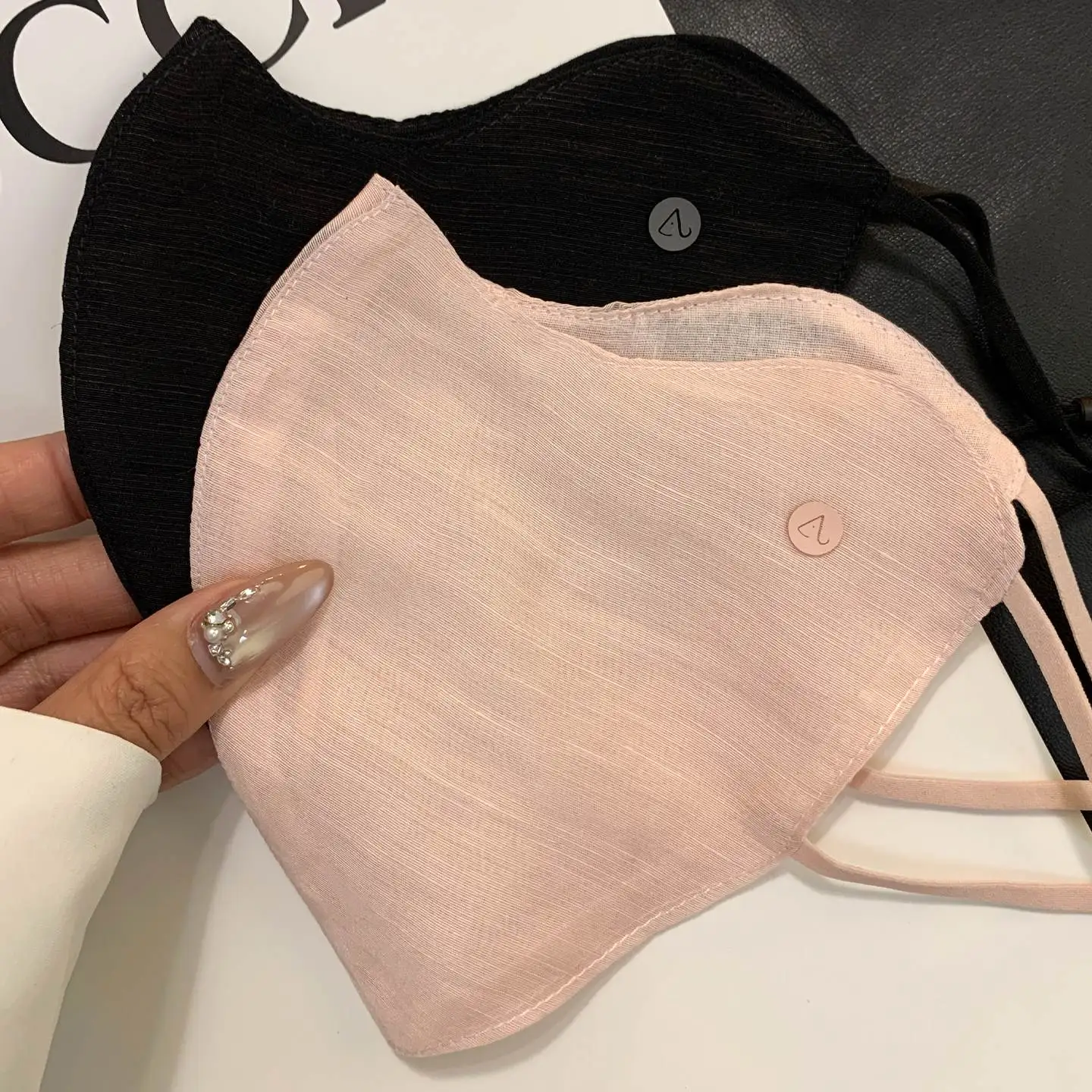 

Spring Summer High Aesthetic Linen Sunscreen Mask Women Simple Outdoor Anti-Uv Lightweight Breathable Versatile Face Mask