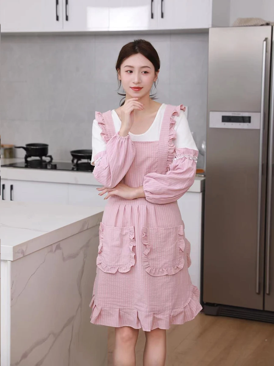 Cute Princess Style Thin Breathable Apron Pure Cotton Waterproof Oil Resistant Fashionable Smock for Women