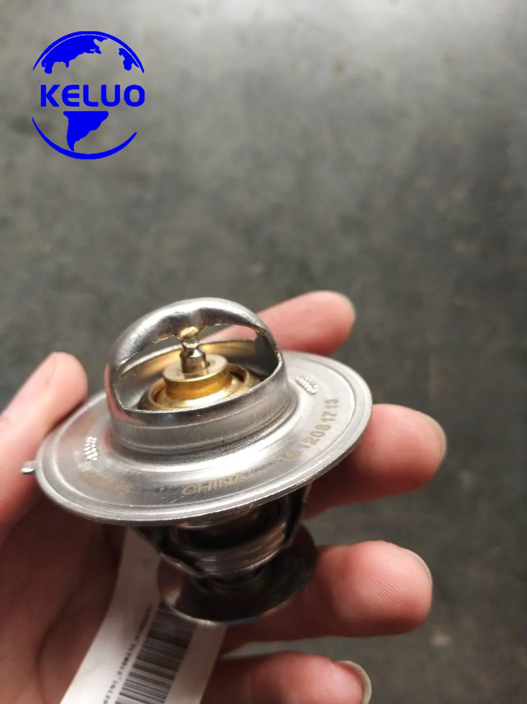 

Gold seller Spot Sale Spare Parts 4930315 Thermostat for Diesel Engine in Stock
