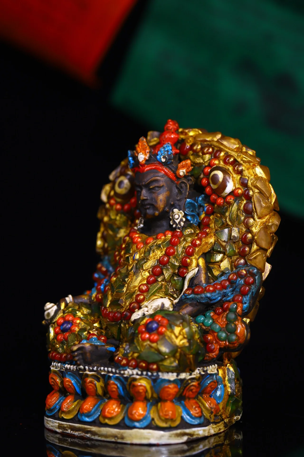 

5"Tibetan Temple Collection Old Yak bone Tessellation Mosaic Gem gZi Beads Painted Yellow Jambhala Backlight Worship Hall