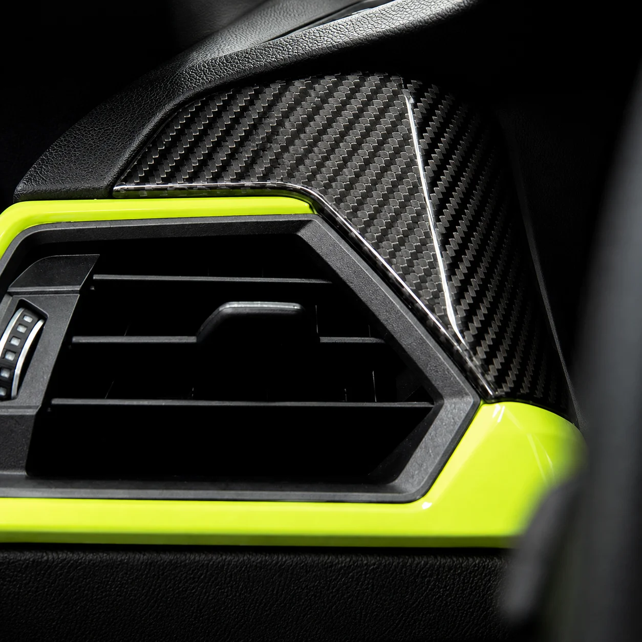 Real Carbon Fiber Is Suitable For The New BMW 3 Series G20 G28 Left Dashboard Trim Air Conditioning Vent Car Accessories