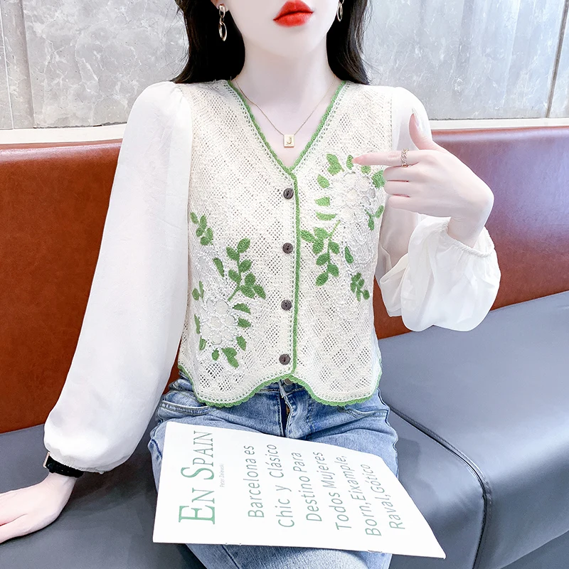 Girls Chiffon Stitching Jacquard Weave Hollow Out Button Up Lace Blouse Women Clothes Female  Casual Womens V-neck Tops Py1929