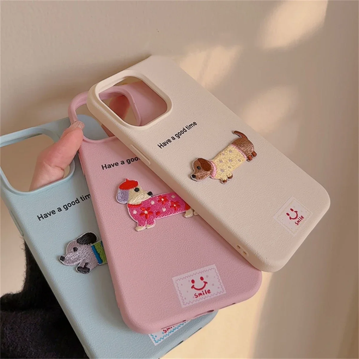 Cute Cartoon Dachshund Litchi Pattern Phone Case For iPhone 16 15 14 13 12 Pro Max 11 Korean Lovely Shockproof Soft Cover Funda