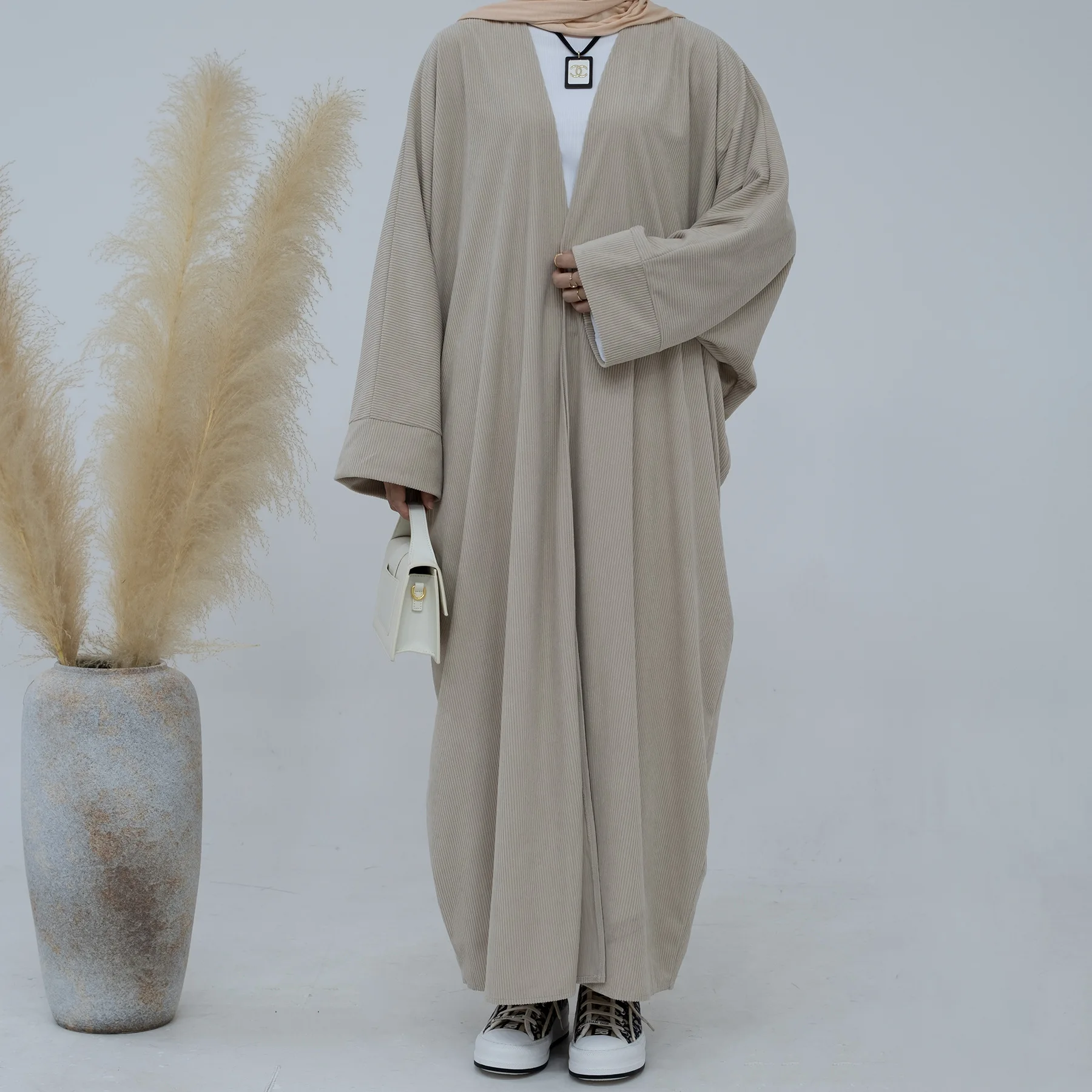 

New Arrival Women Winter Solid Color Muslim Fashion Abaya Dress Long Coat Batwing Sleeve Open Abaya Cardigan