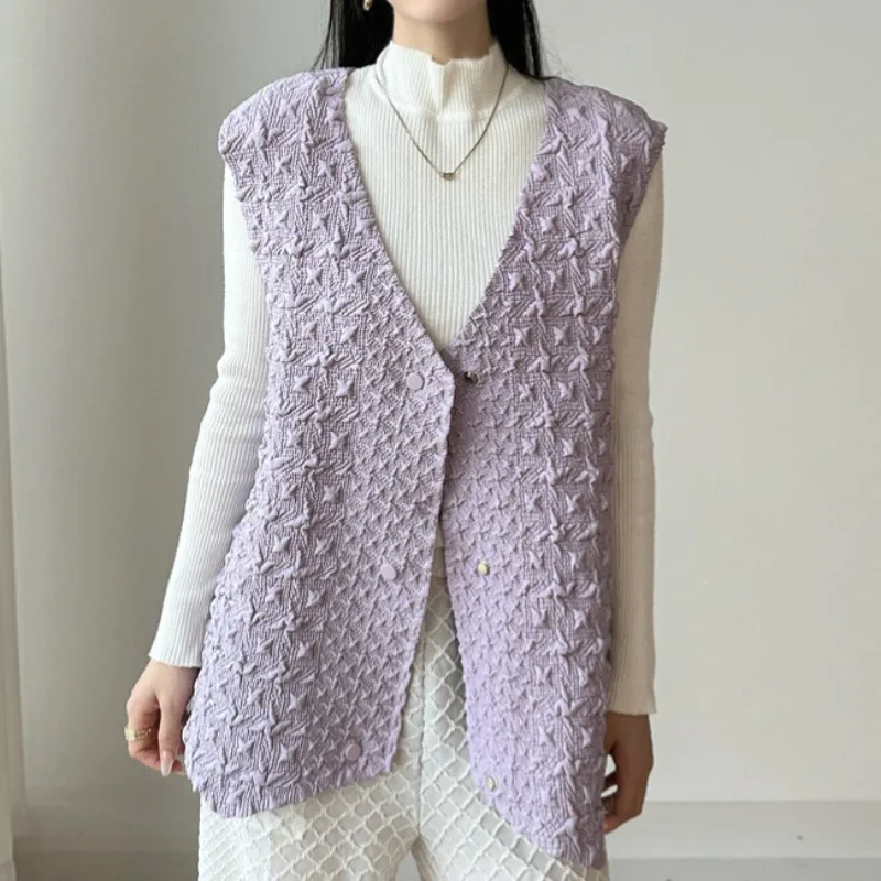 Pleated Vest Top 2026 Autumn New Solid Color Single-Breasted Handmade Diamond Pattern Casual Elegant Women's Jacket