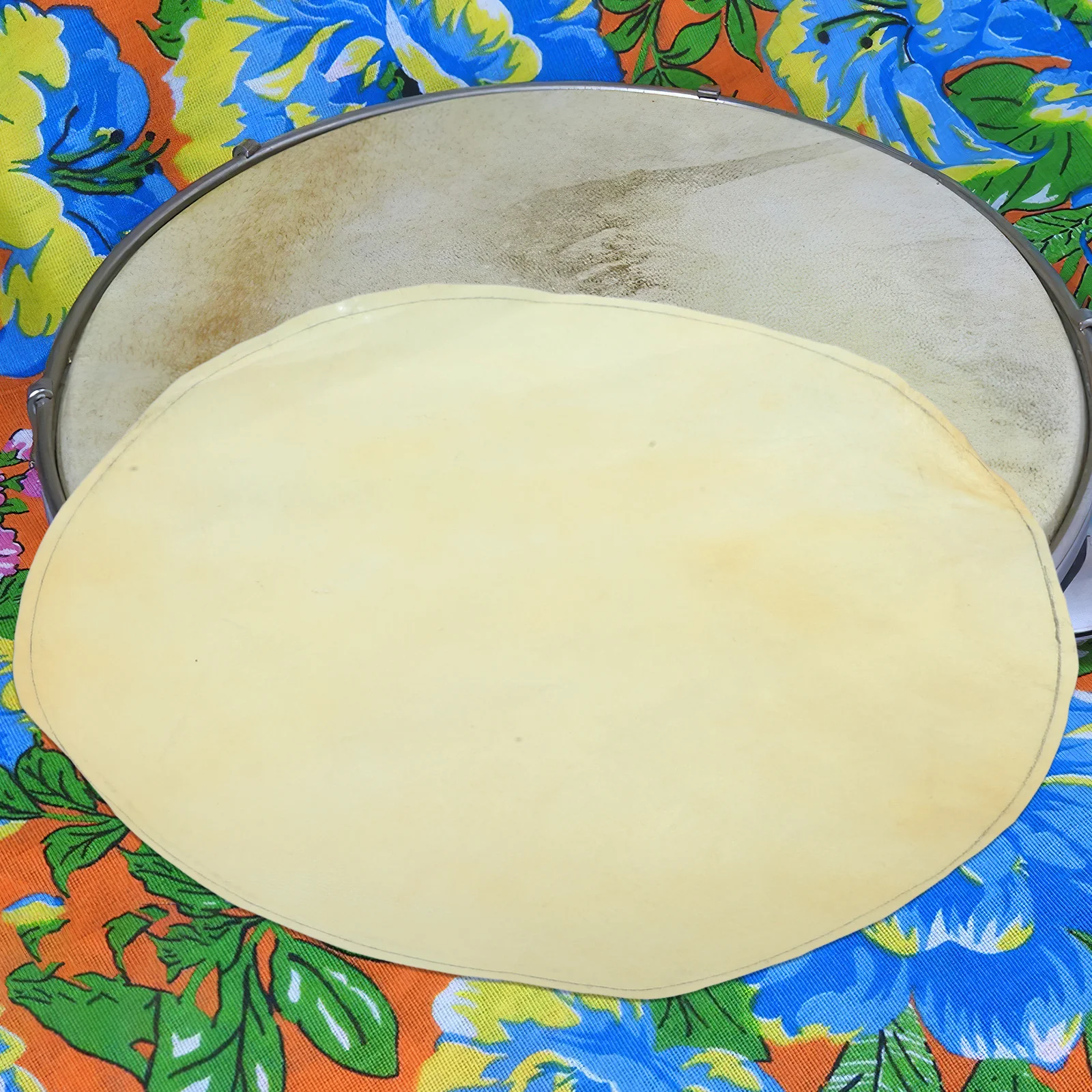 

Durable Drum Skin Replacement Made from Premium African Goatskin Natural Air Dried for Musical Instrument Accessories