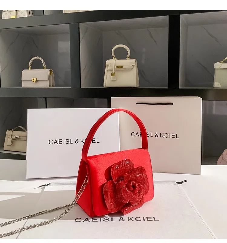 

High Quality Luxury Women Handbag Glitter Shiny Diamond Floral Evening Bag Sexy Red Color Satin Clutch Purse For Wedding Party