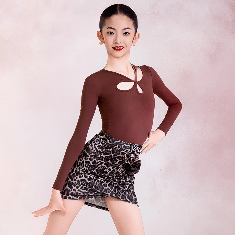 

Одежда для латинских танцев 2025 года, костюм для выступлений для девочек, коричневые топы, юбка с леопардом, ча-ча-румба, тренировочное платье для танцев, костюм L17304
