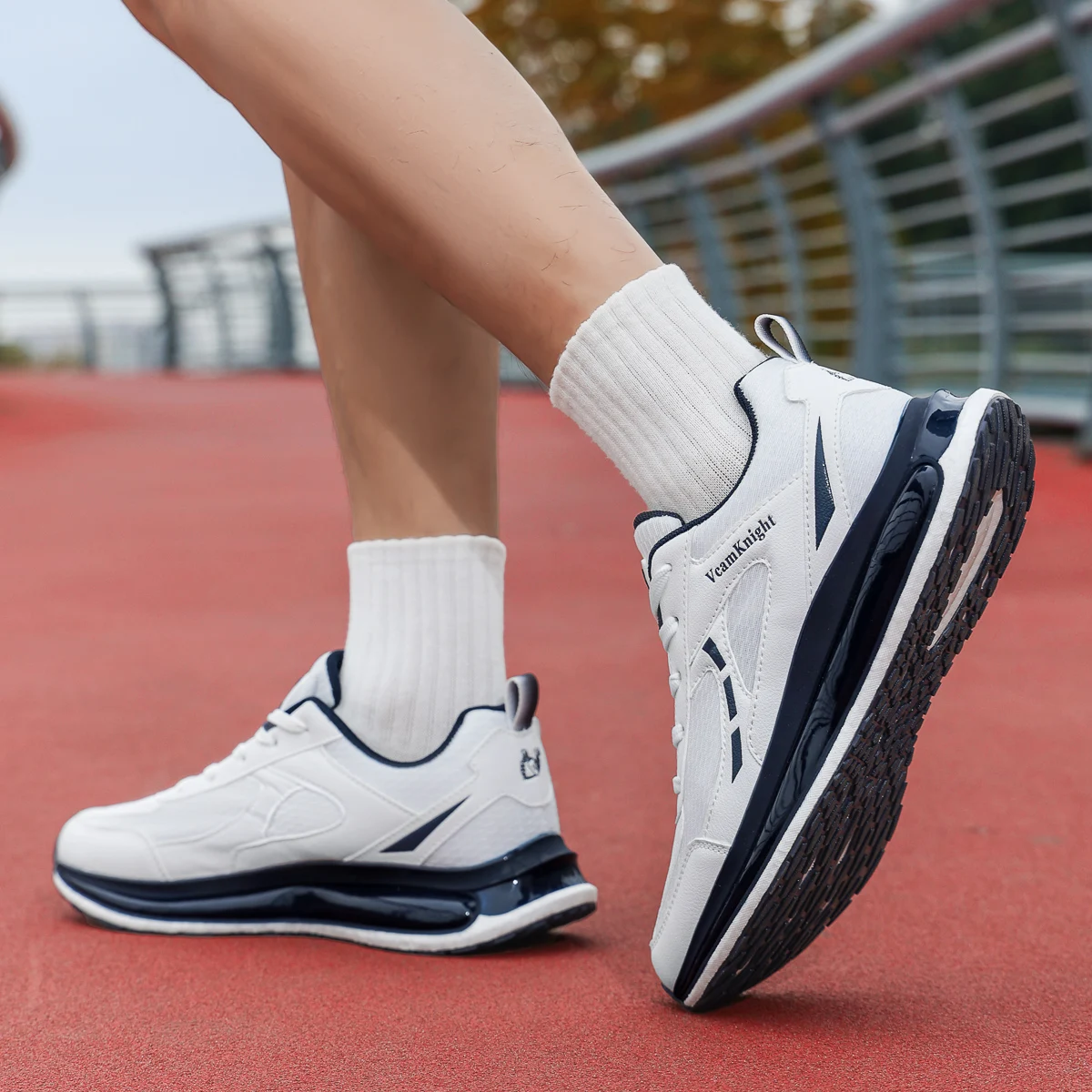 2026 Men Mesh Running Shoes Fashion Breathable Lightweight Sneakers Comfort Athletic Trainers Anti-slip Outdoor Sport Shoe Black