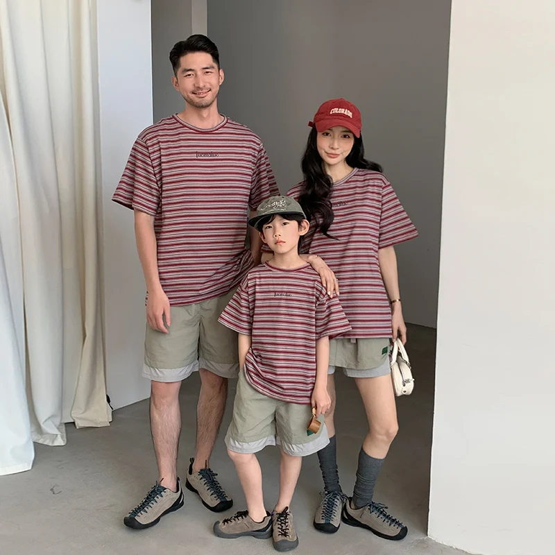 New Summer Family Matching Outfits 95% Cotton Striped Short-Sleeve T-shirts And Shorts 2 Pieces Clothing Sets Holiday Clothes