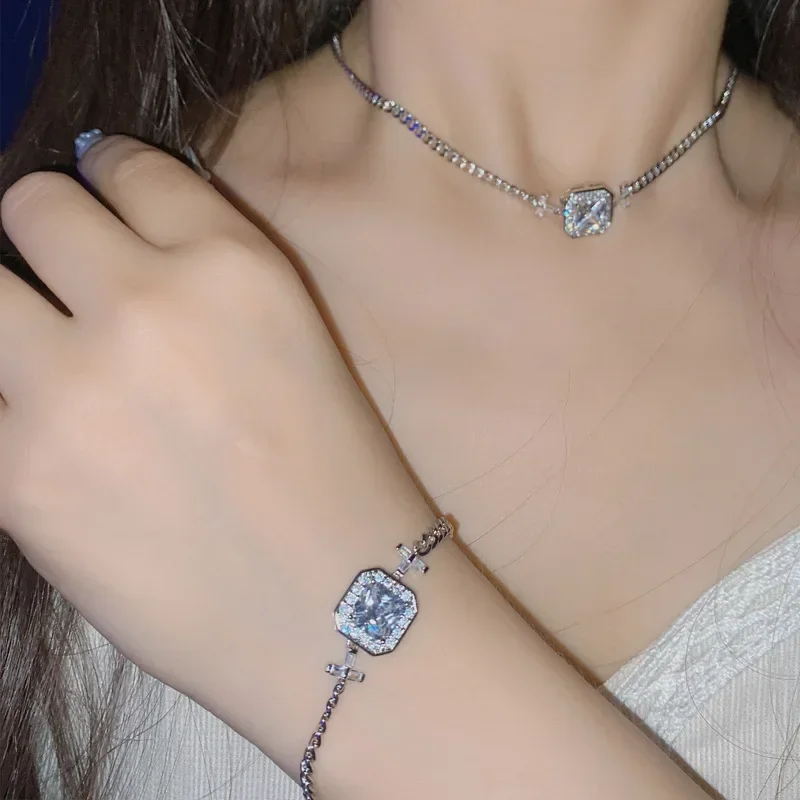 

MDL Moissanit1 style temperament love necklace set crafted thick plated 18K radiant pink sweet cool fashion bracelet