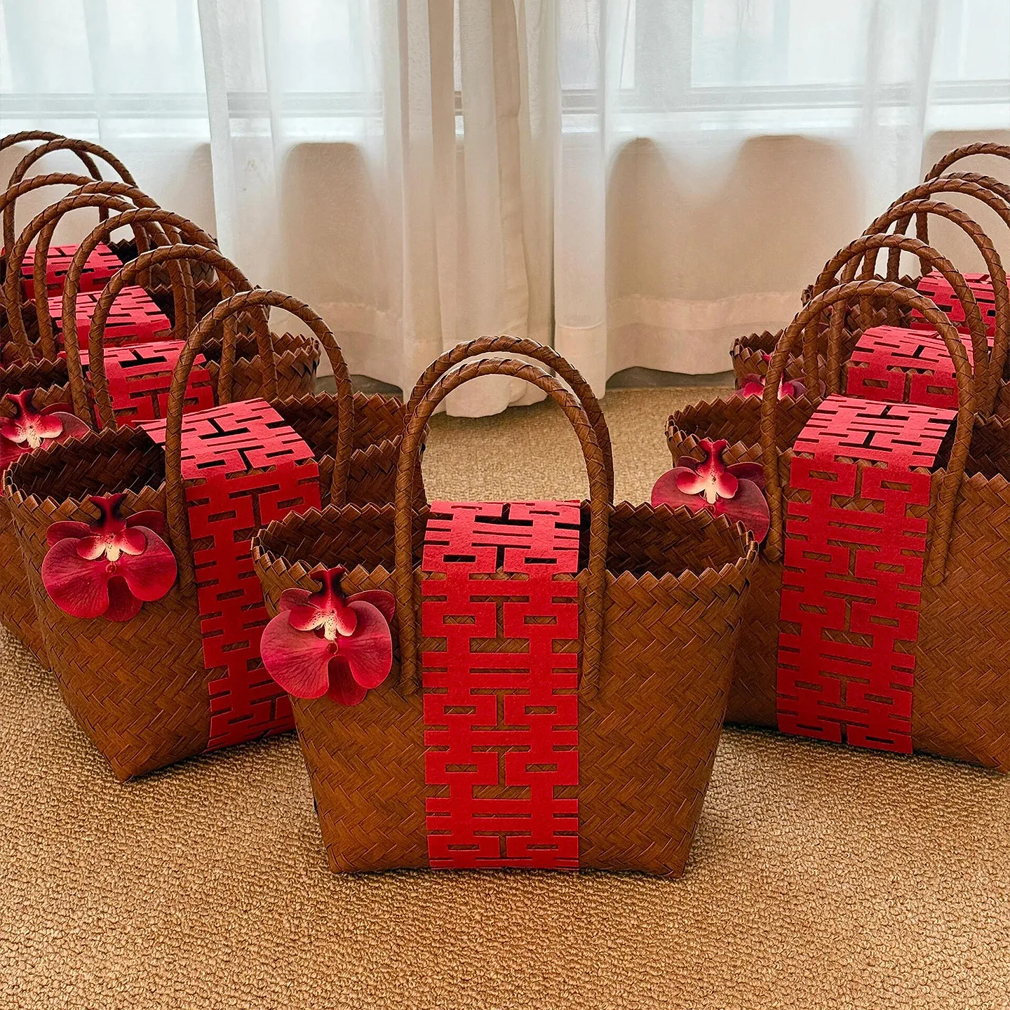 wedding-candy-gift-box-woven-bag-handheld-engagement-gift-box-practical-small-present-bridesmaid-hand-souvenir-box