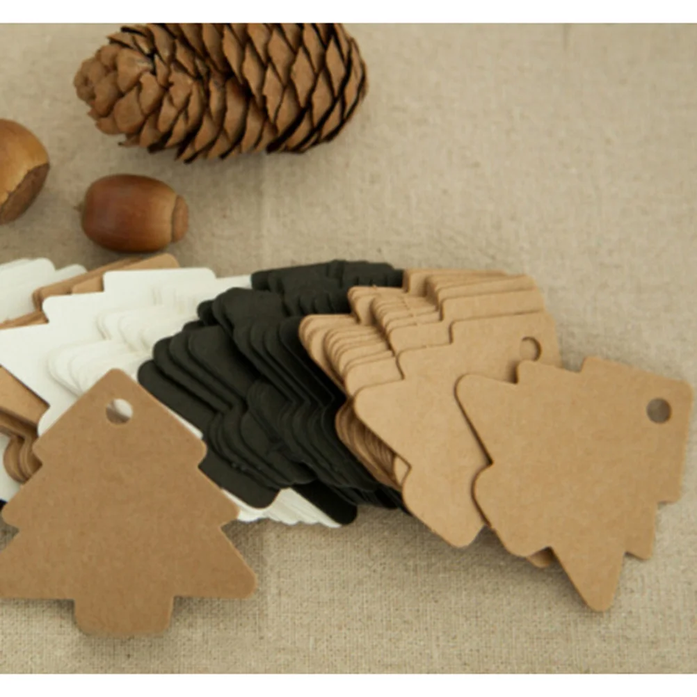 50pcs Christmas Tree Shape Label Kraft Paper Vintage Blank Name Tag Price Tags Wedding Party Gift Tags (Black)