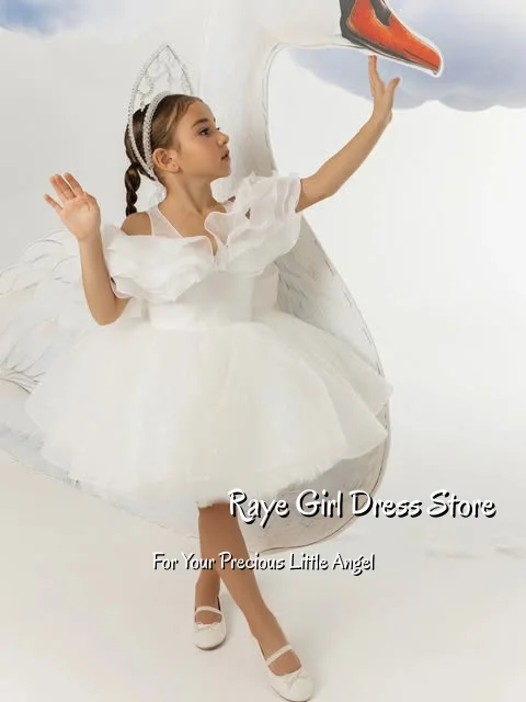 Pure White Off Shoulder Flower Girl Gown Ruffled Neckline Soft Tulle Kids Pageant Dress Wedding Party Customized