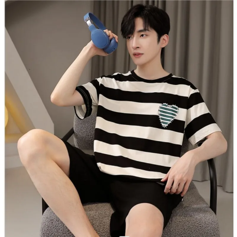 

Комплект из 2 предметов, мужские пижамы, шорты с короткими рукавами, свободный удобный повседневный простой костюм, полосатый топ с круглым вырезом, шорты, летняя одежда для сна