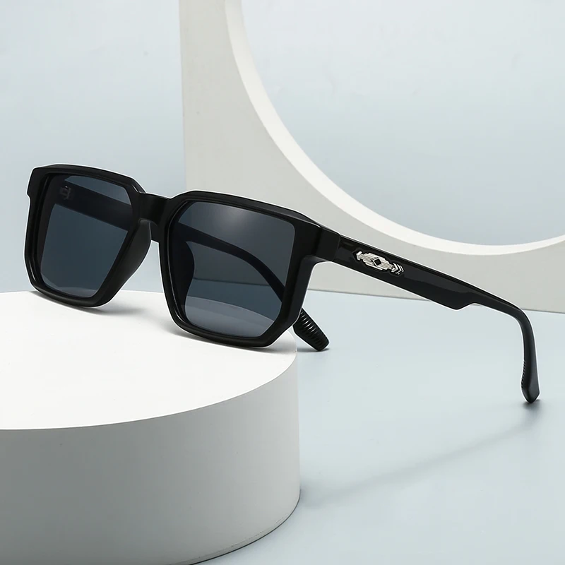 Popular Cross-Borde… - image